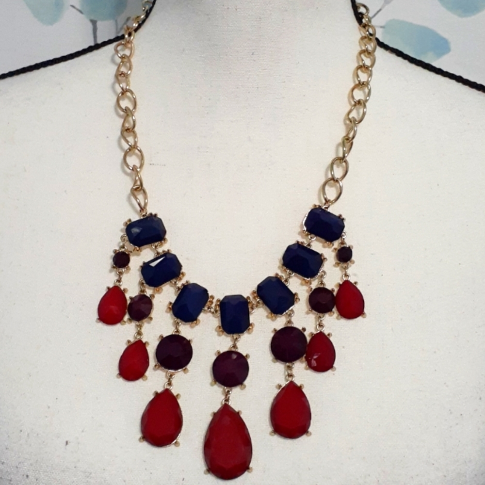 🟢 SALE Gold Tone Chain Statement Necklace